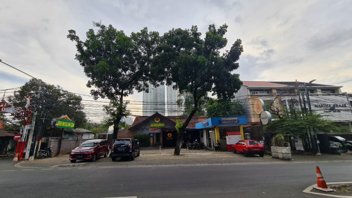 Rumah disewakan di Gandaria Kebayoran Baru Jakarta Selatan